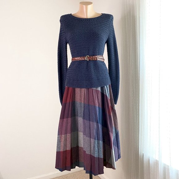 Vintage Dresses & Skirts - Vintage Wool Plaid accordion midi skirt Navy Grey Purple Red M L Dark Academia